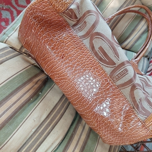 Gussaci Large 2-Tone Large Handbag/Purse - Picture 8 of 16